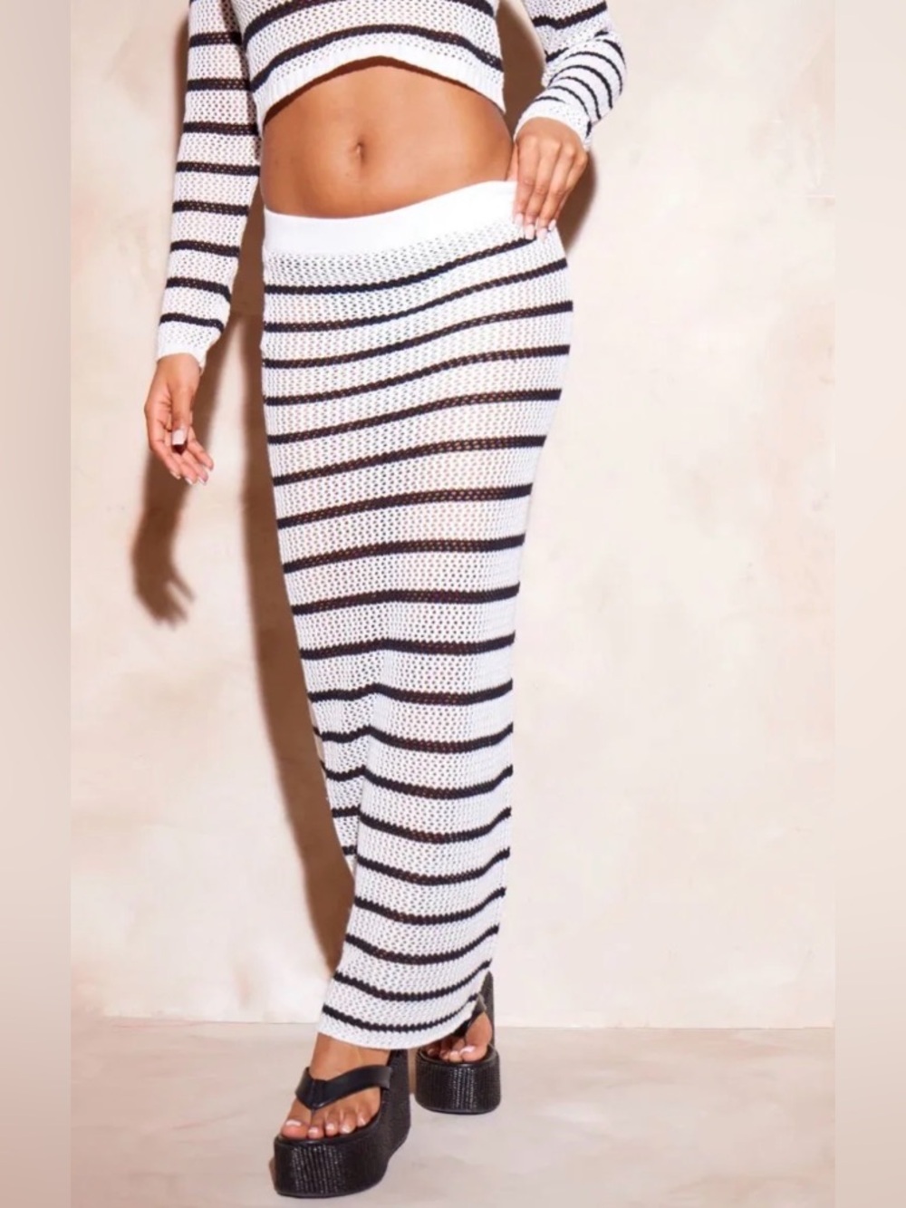 PrettyLittleThing Monochrome Stripe Crochet Knit Maxi Skirt XS NWT - Picture 2 of 4